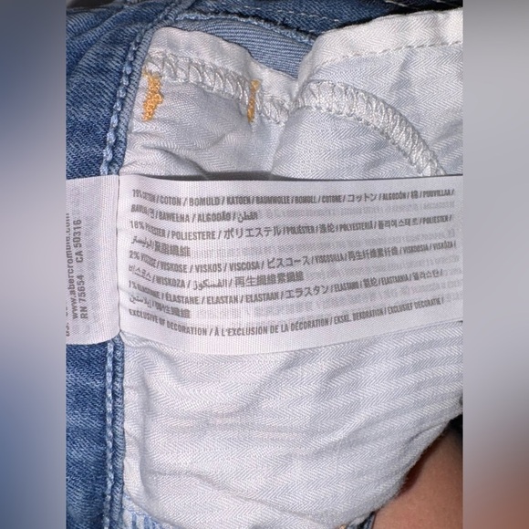 Hollister Size 27 Light Wash Ultra High Rise Super Skinny Jeans - Picture 7 of 10